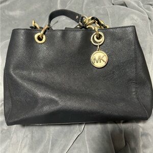 Michael Kors crossbody/ shoulder purse